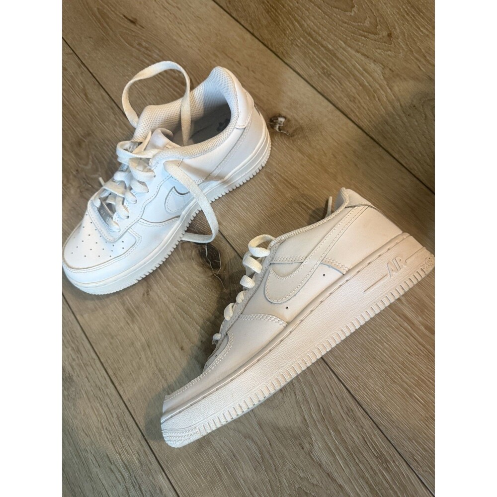Size 5 (GS) - Nike Air Force 1